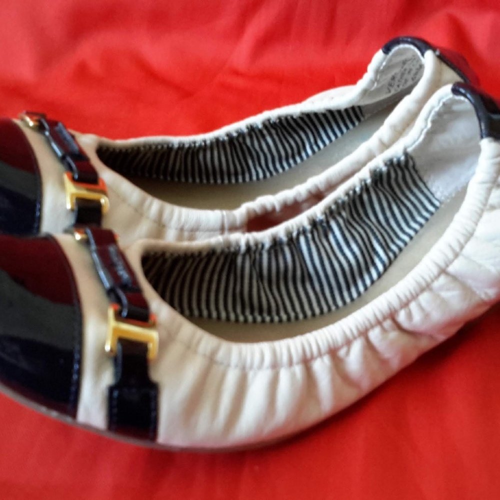 Tahari Veronica Leather Ballet Flats Size 6.5